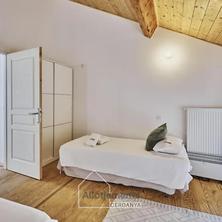 Gall Fer, Acogedora Casa Adosa En Ur Дом отдыха Ur