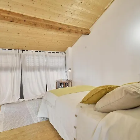 Gall Fer, Acogedora Casa Adosa En Ur